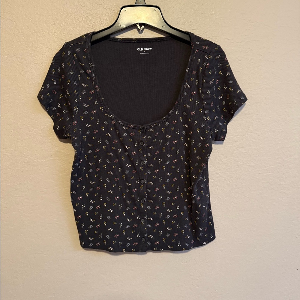 Old Navy Scoop Neck Cropped Ribbed Tee 90s Style Gray with Ditsy Floral